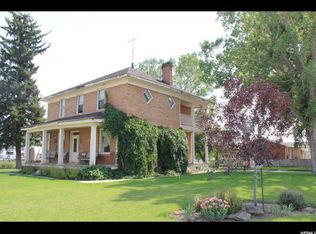 117 S 100 E, Loa, UT 84747