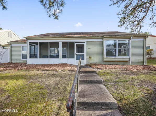 823-823B Liverpool Cir, Manchester Township, NJ 08759