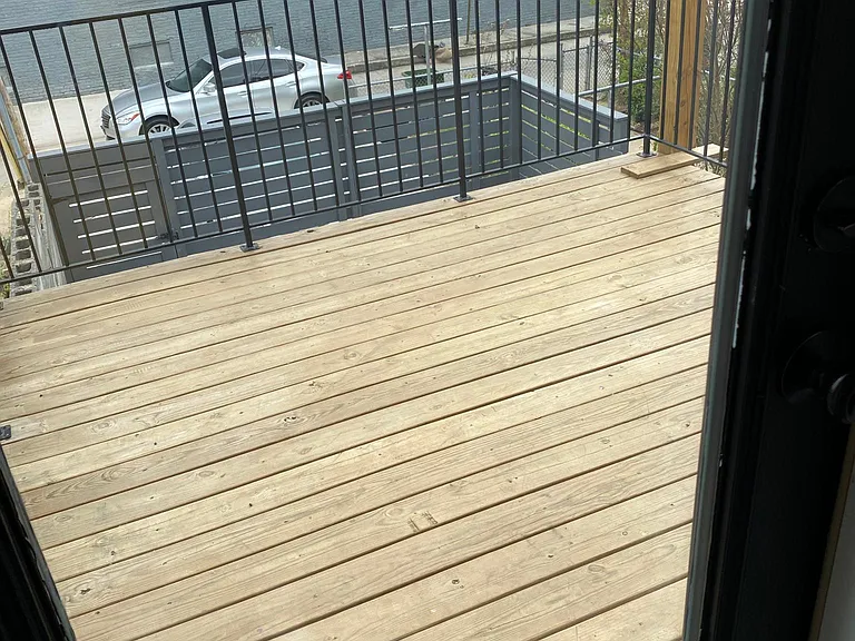 1805 Saint Paul St #3 — Photo 9