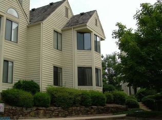 1233 Chatham Rdg, Charlottesville, VA 22901