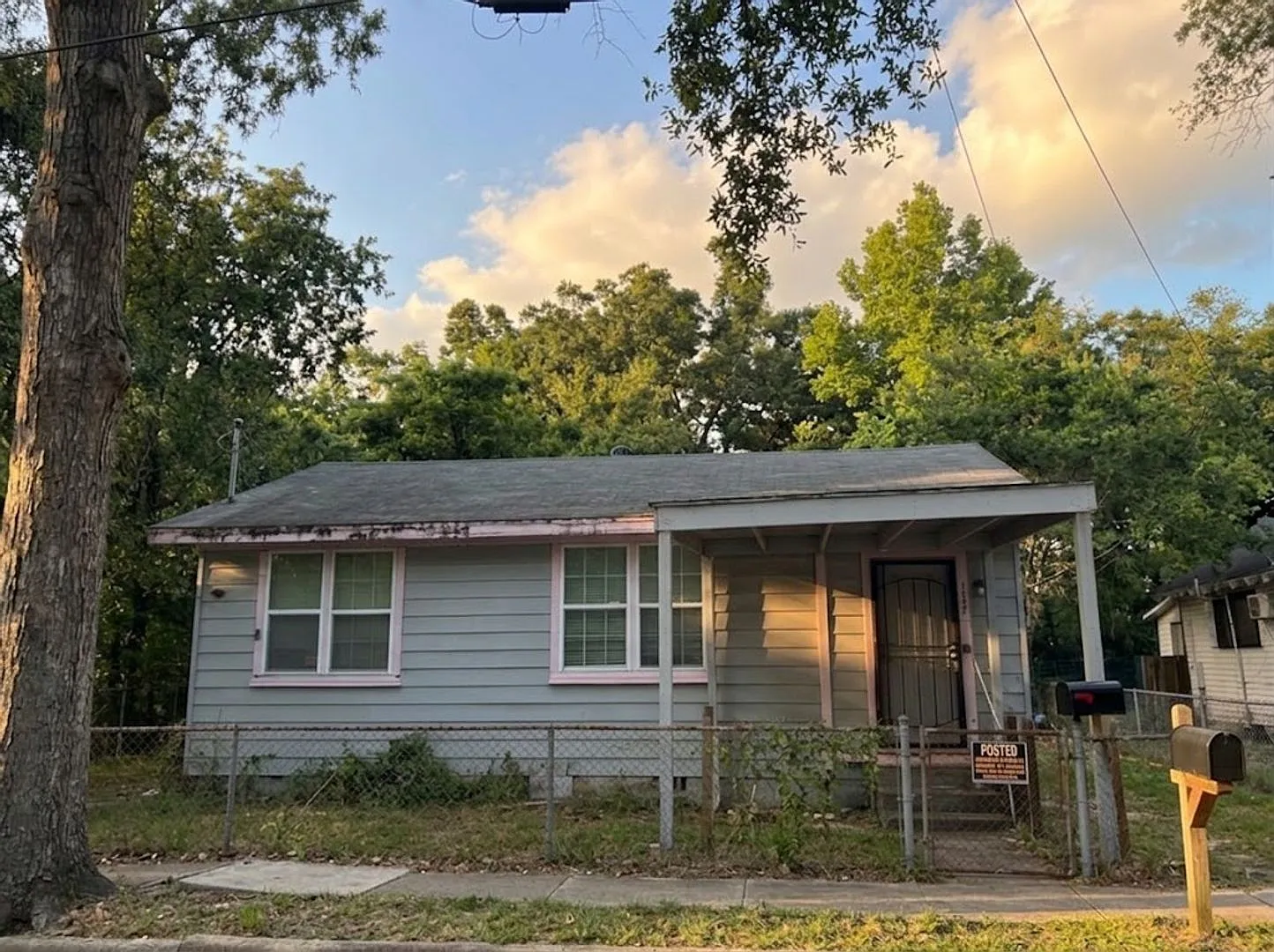 Fully Renovated 3/1 -Single Family Available for Immediate Rent! — Photo 1