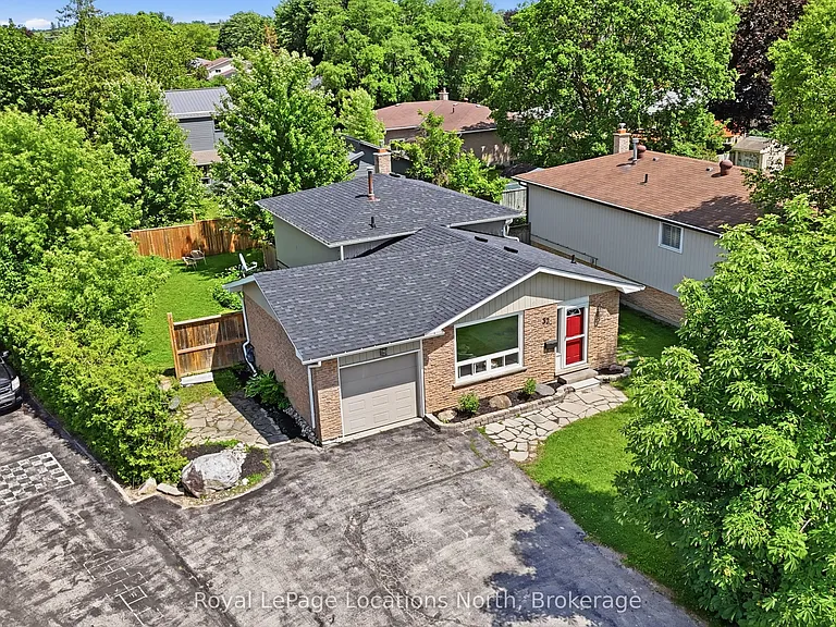 32 Courtice Cres — Photo 37