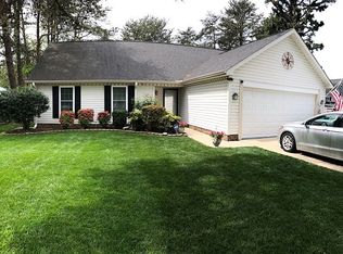 3505 Thornbrook Pl, Charlotte, NC 28269