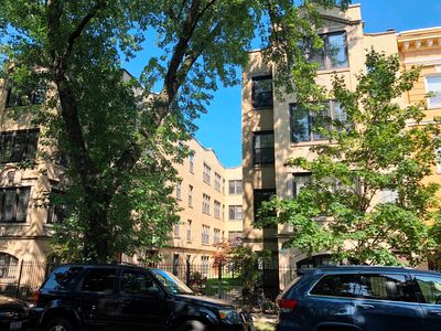5623 N Wayne Ave APT C2, Chicago, IL, 60660