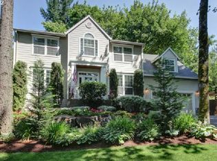 13366 Boones Ferry Ln, Lake Oswego, OR 97035