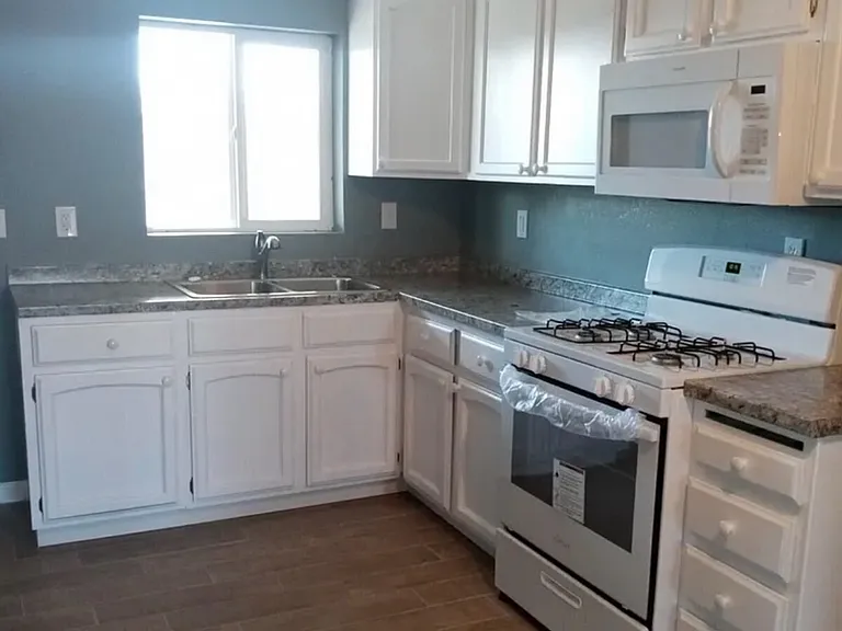 4980 S 17th Ave — Photo 1