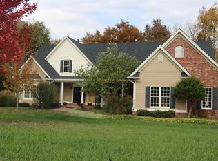 270 Bellafonte Ct, Simpsonville, KY 40067