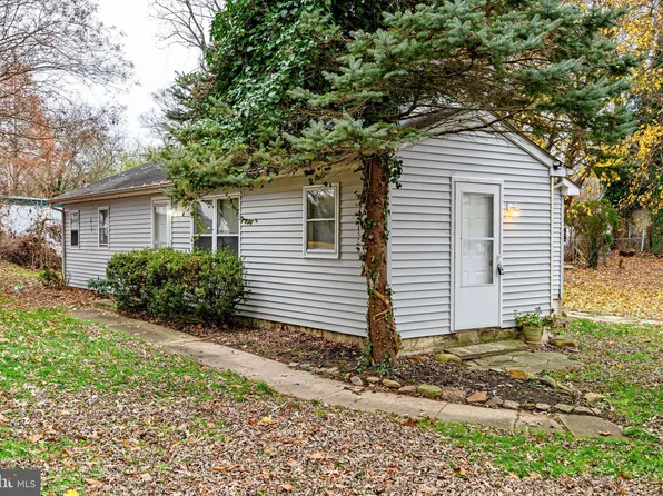 56 Howell St, Dover, DE 19901