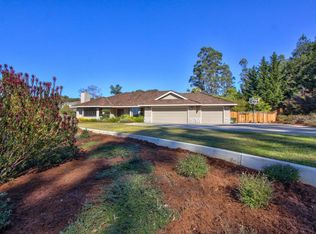 18422 Meadowridge Rd, Salinas, CA 93907