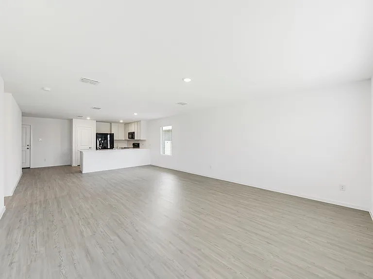 6744 Teal Cir — Photo 7