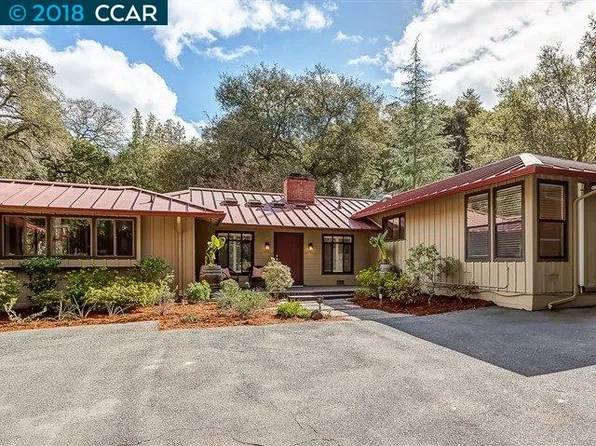 11 Los Cerros, Orinda, CA 94563