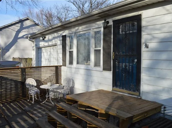 17241 S Benton Dr, Belton, MO 64012