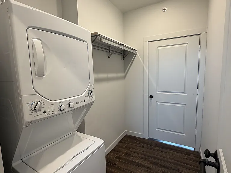 1301 S Walnut St #302 — Photo 7