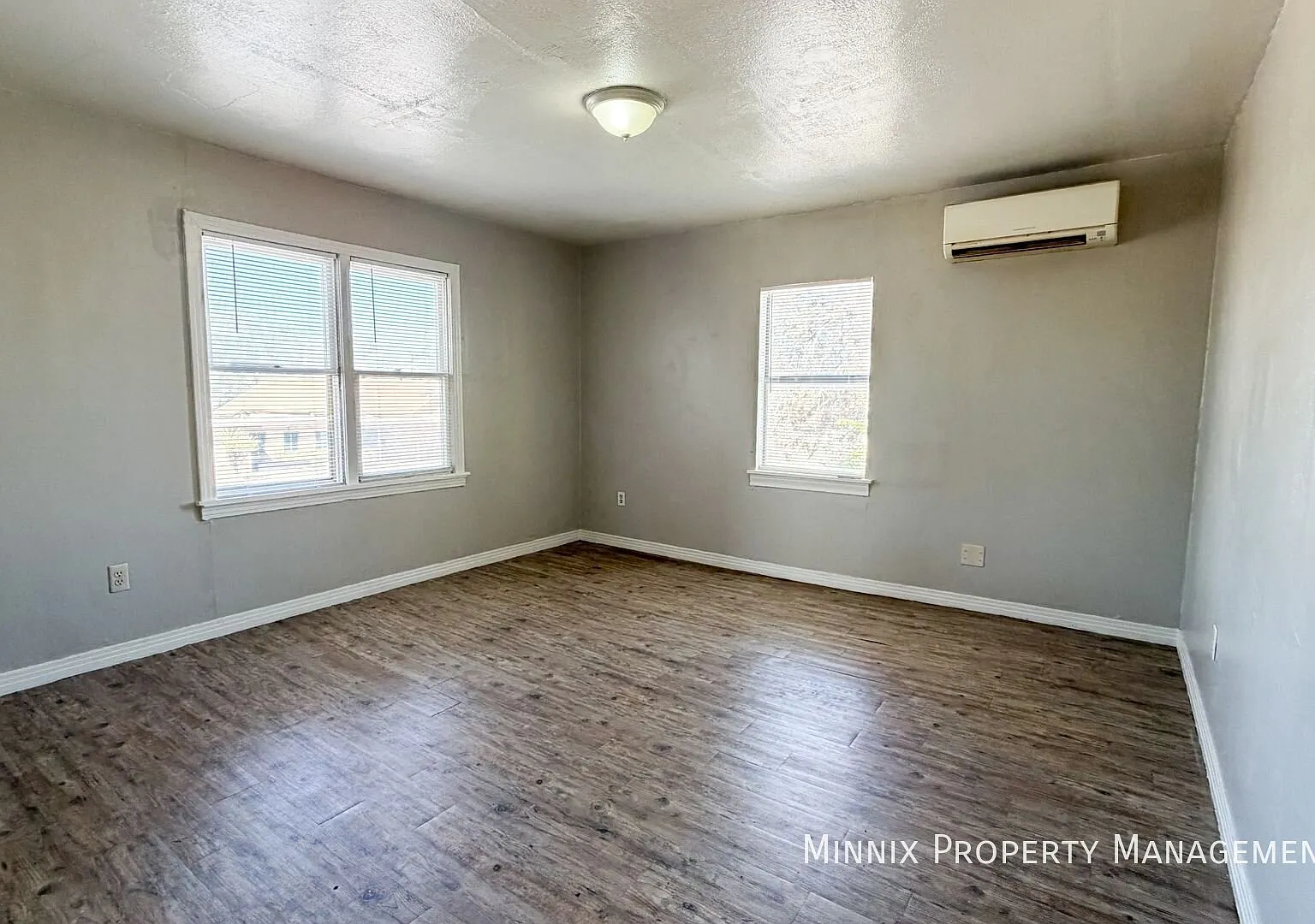 2 bedroom | 2123 18th St. #B — Photo 3