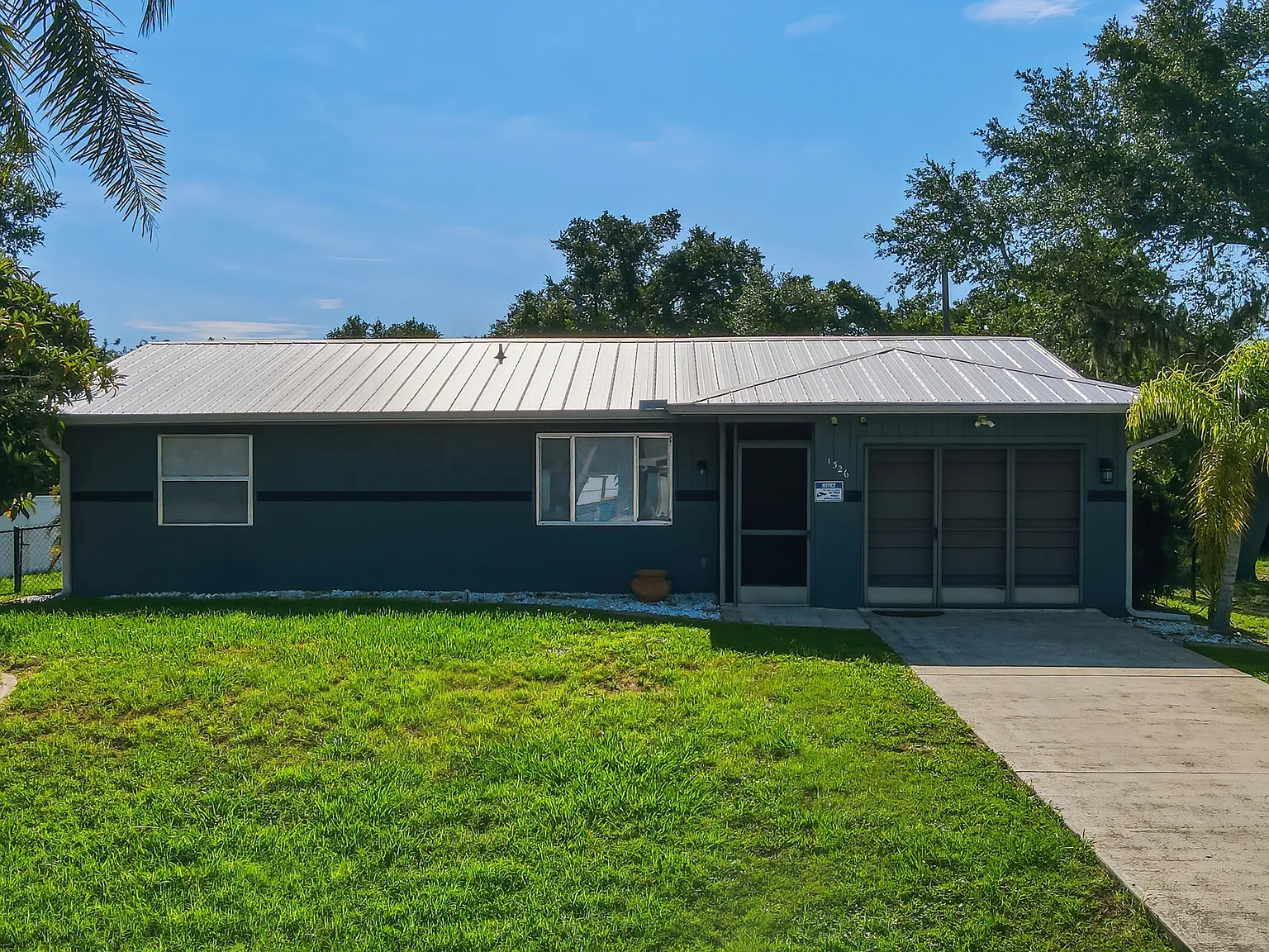 2 bed, 2.0 bath, $1,695 — Photo 1