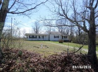 2175 Ayers Rd, Collinwood, TN 38450