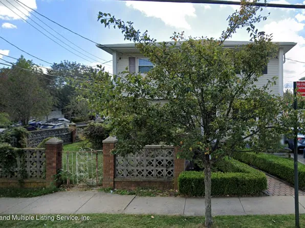 600 New Dorp Ln, Staten Island, NY 10306