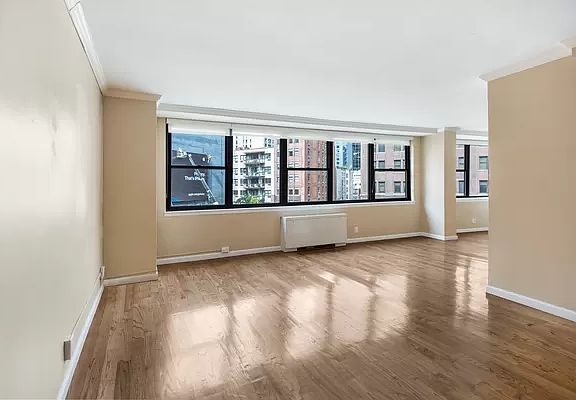 5th image of 225 E 36th St #5OP