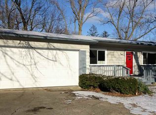 2331 Parkcrest Dr, Fort Wayne, IN