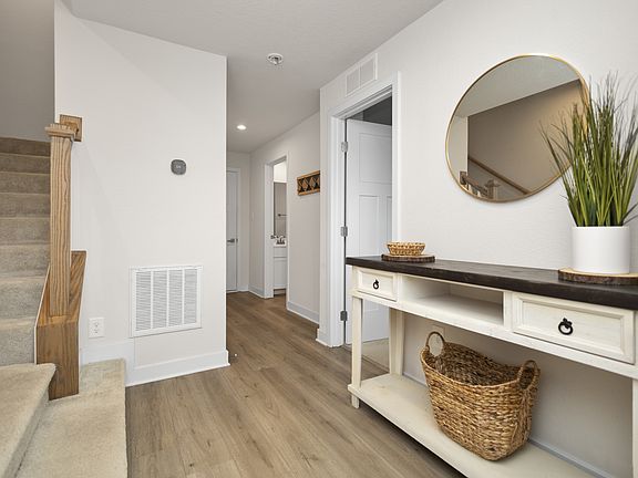 4th image of 302 Lydia St #1