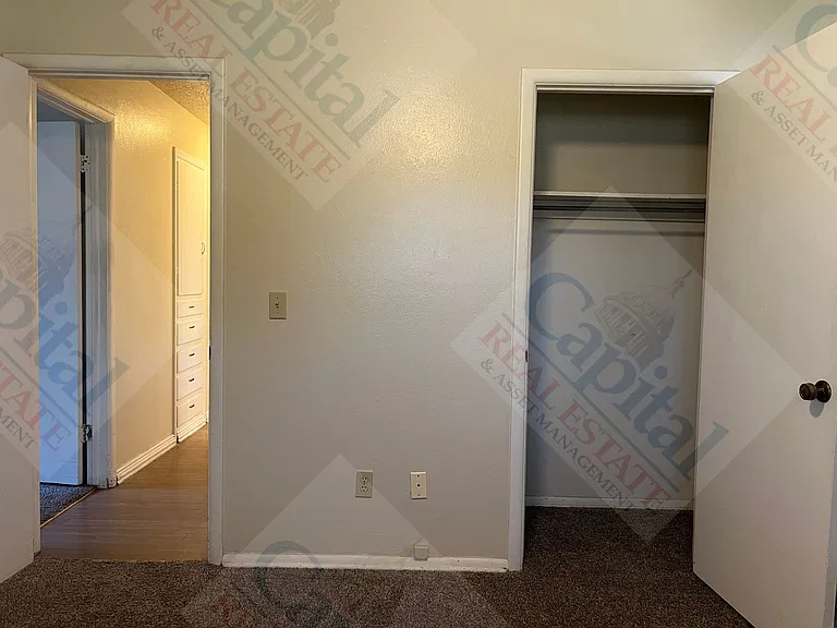 4304 NW 11th St — Photo 22