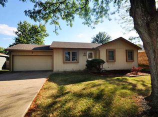 5401 SW 11th St, Topeka, KS 66604