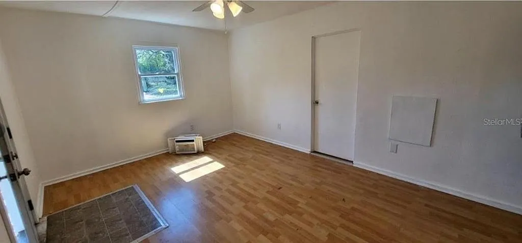 2 bed, 1.0 bath, 625 sqft, $1,600 — Photo 2