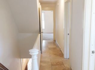 1603 E 4th St #2, Duluth, MN 55812