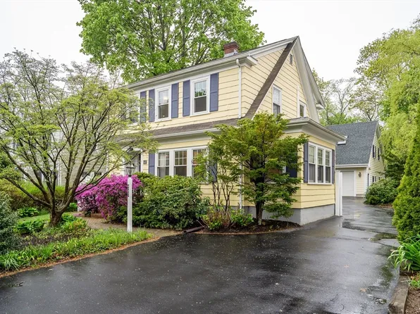 447 Waltham St, Lexington, MA 02421