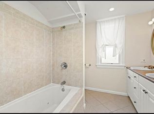 55 Carrick Ave #2, Pittsburgh, PA