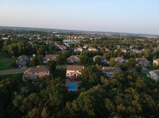 6328 Oxford Rd S, Shakopee, MN 55379