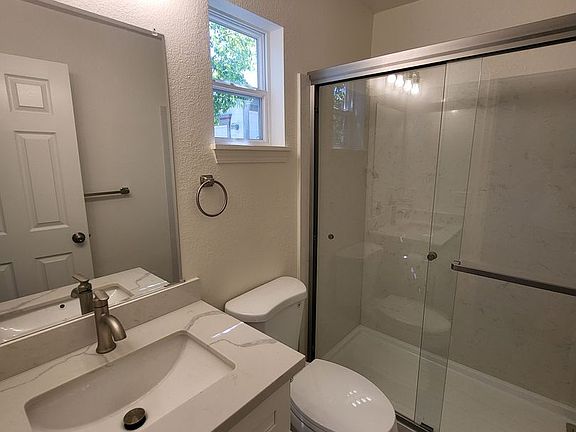 4th image of 612-614 S Minnesota St #Min0614