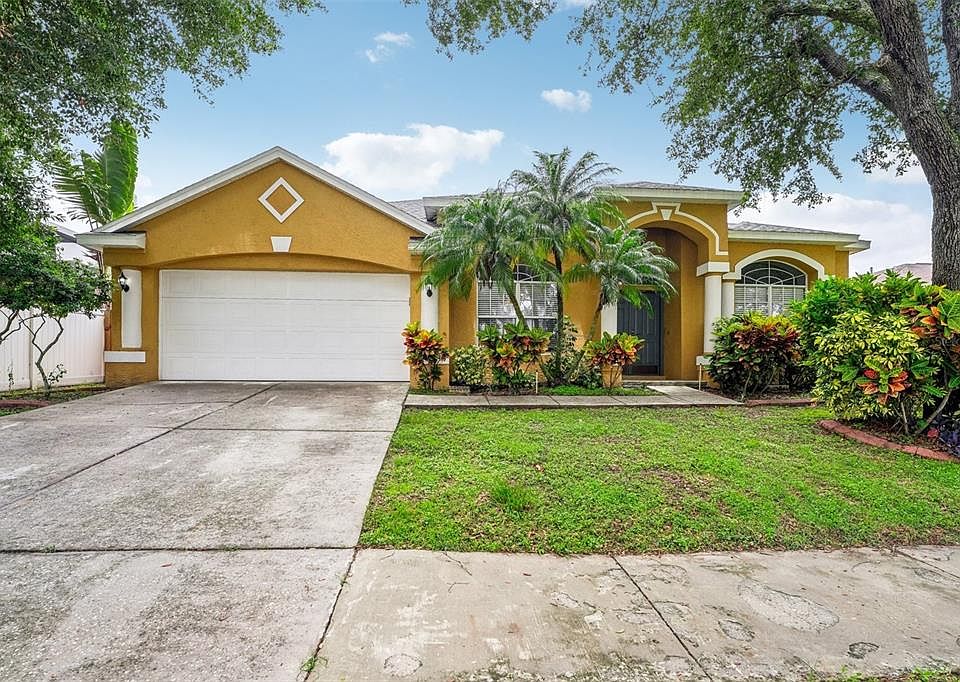 1st image of 316 COUNTRY VINEYARD DRIVE