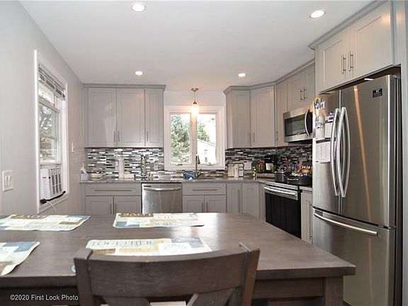 2nd image of 55 Dunbar Ave