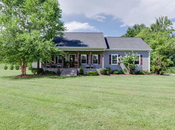 11076 Highway 52 W, Westmoreland, TN 37186
