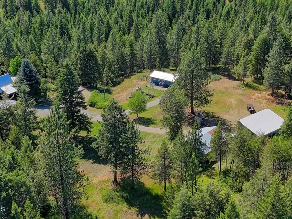 491 Pine View Ln, Spirit Lake, ID 83869