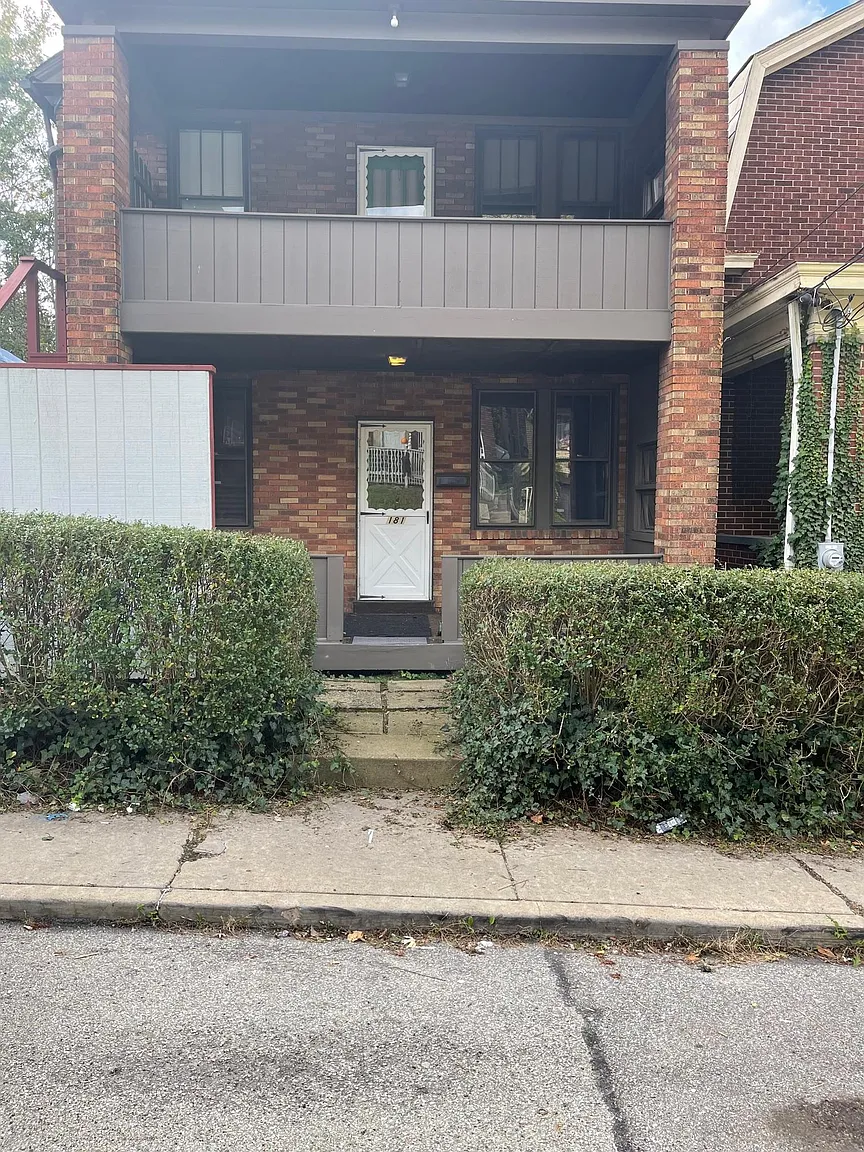 181 Saint Joseph St APT A photo 1