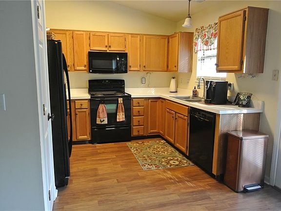 2nd image of 1132 Chattanooga Cir