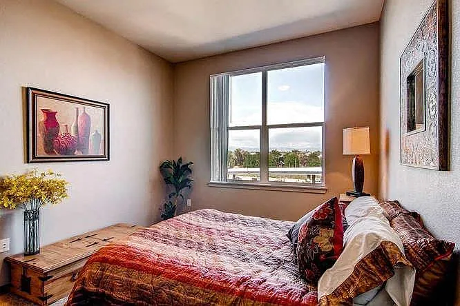 Evans Station Lofts | Denver Apartments