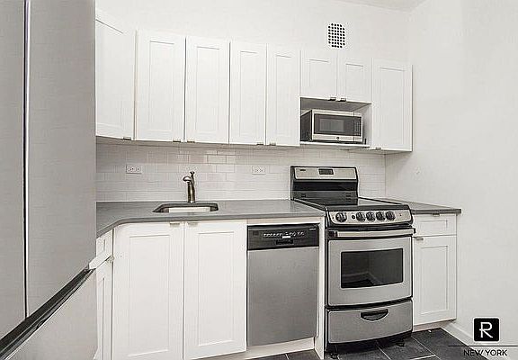 4th image of 80 Park Ave APT 4G