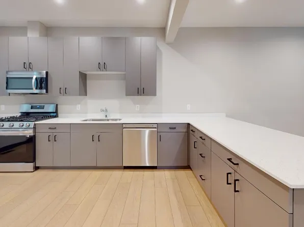 2116 Como Ave SE (Duplex), 2116 Como Ave SE #2, Minneapolis, MN 55414