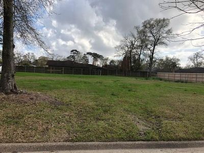 W Lagrange St., Lake Charles, LA, 70605