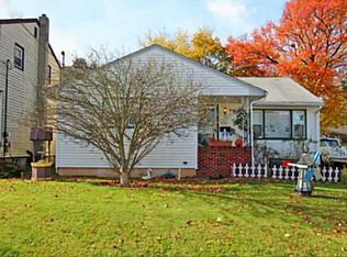 829 Harrell Ave, Woodbridge, NJ 07095