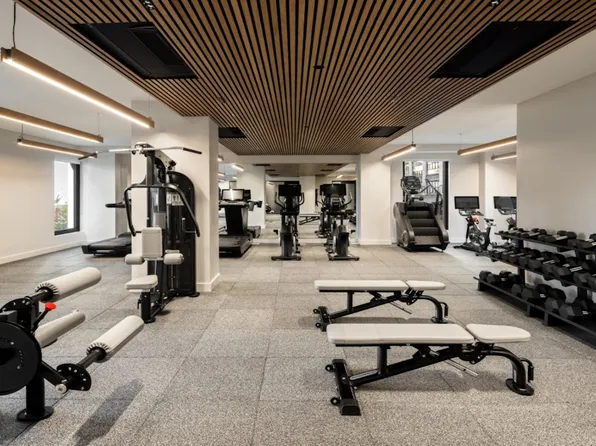 2413 3rd Avenue image 7 of 18