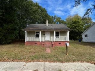 321 Buncombe St, Woodruff, SC 29388