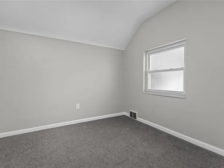2982 Kestner Ave — Photo 18