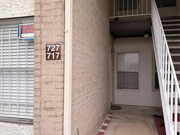 2011 Spenwick Dr APT 717, Houston, TX 77055