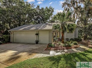 2 Hobcaw Ln, Savannah, GA 31411
