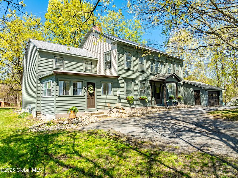 2nd image of 50 Phillips Road