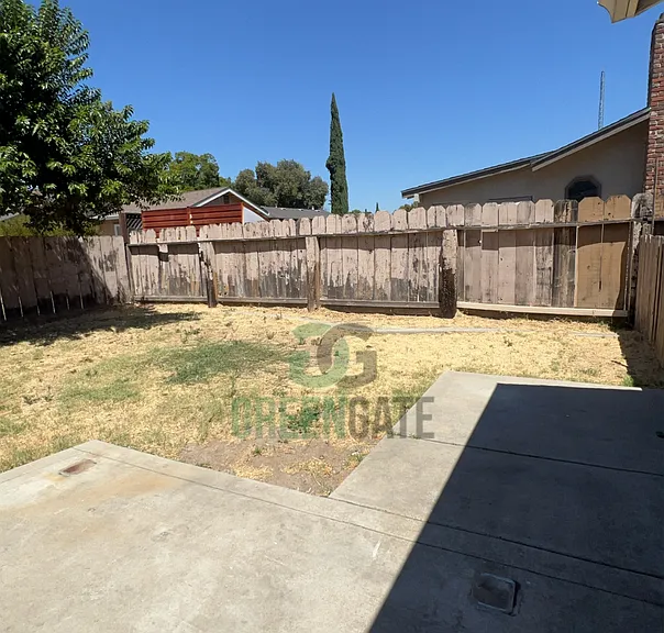 2305 Rose Ave — Photo 24